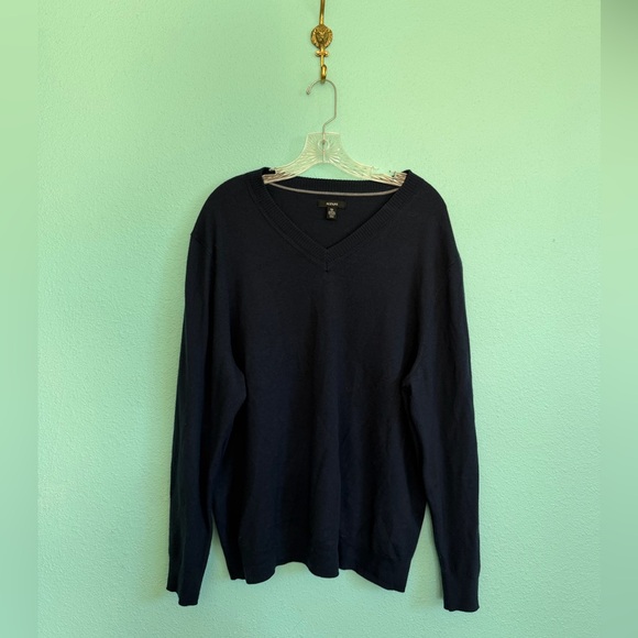 Alfani Other - Alfani Lightweight Merino Wool Blend V-Neck Sweater, Navy